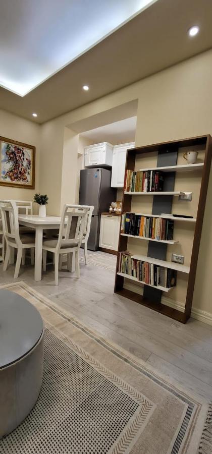 New Bazar Luxury Apartment ティラナ エクステリア 写真