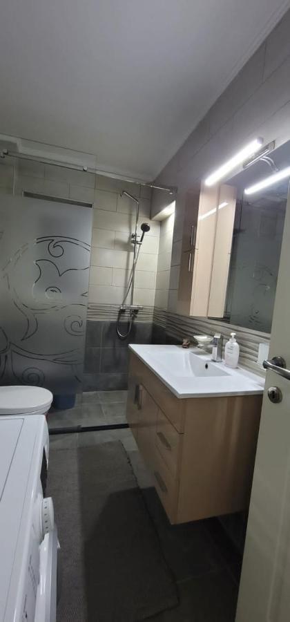 New Bazar Luxury Apartment ティラナ エクステリア 写真